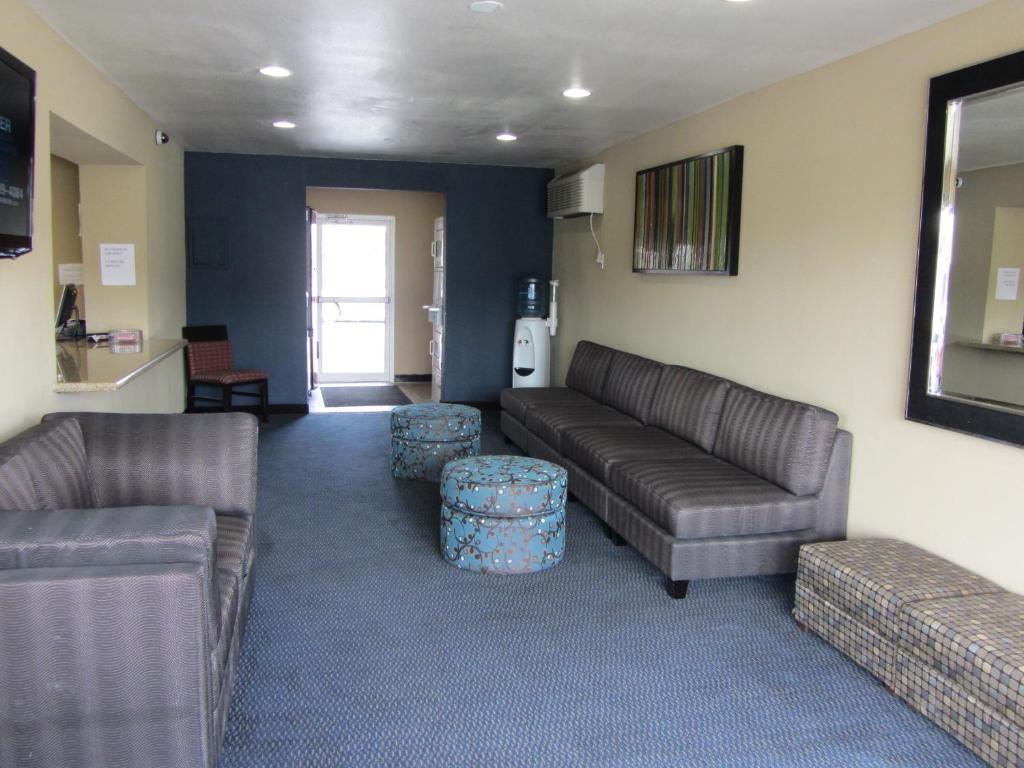 Howard Johnson By Wyndham Odessa Tx Exterior foto