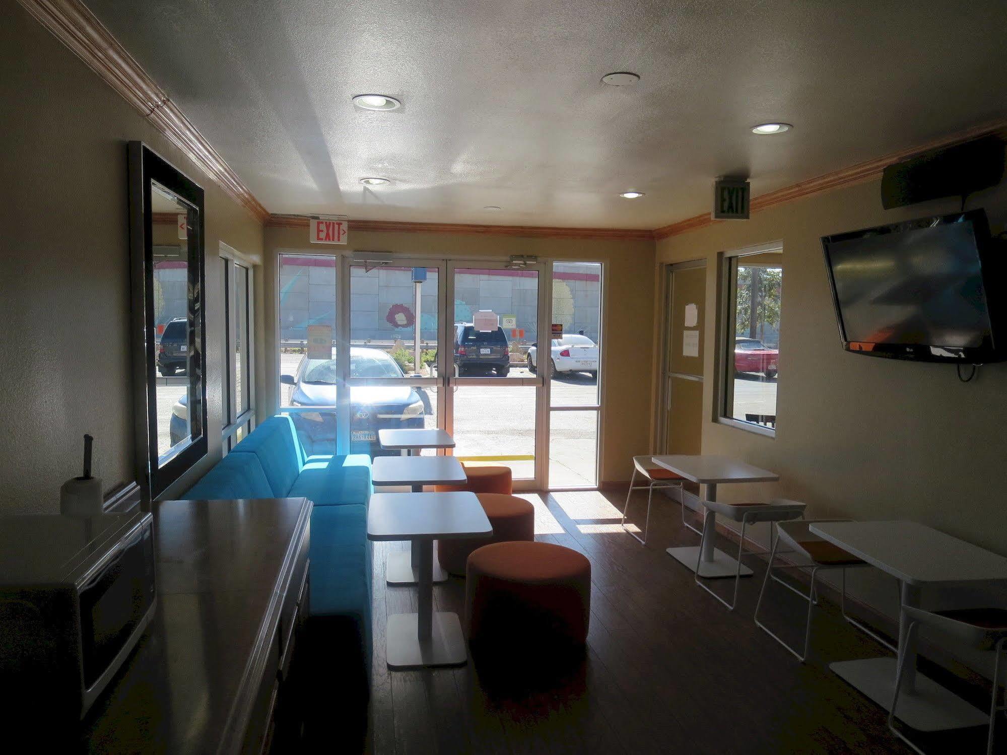 Howard Johnson By Wyndham Odessa Tx Exterior foto